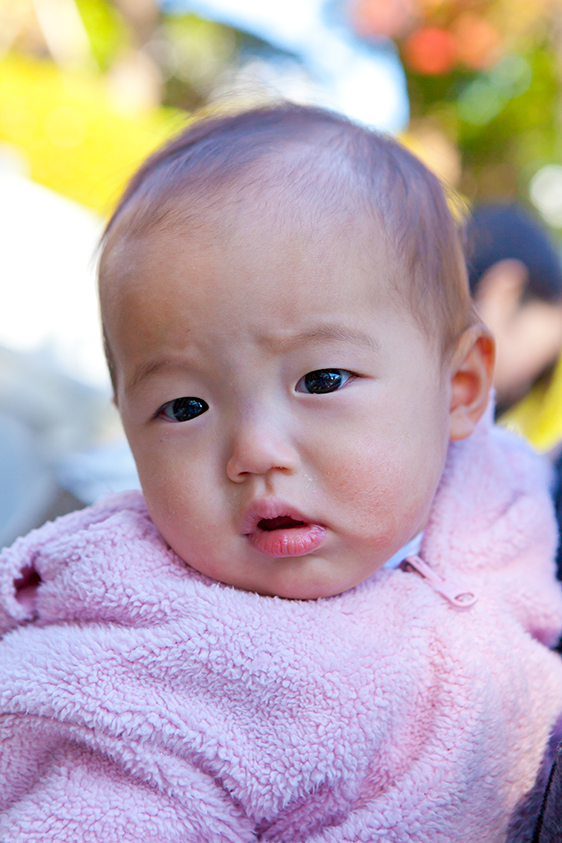 神社で撮った赤ちゃんの写真